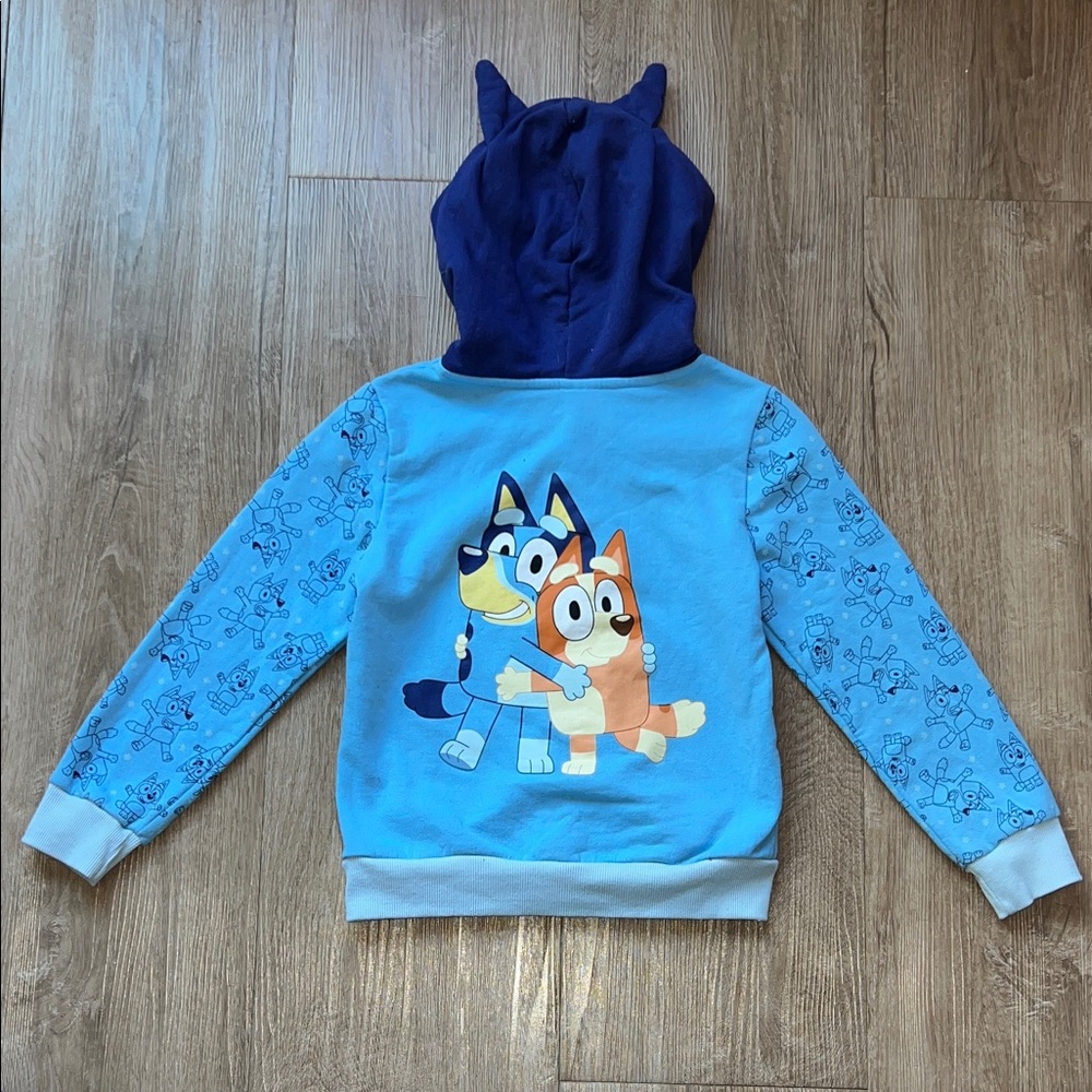 Disney Bluey Kids Full Zip Blue Hoodie with Ears.
Size 6-7 - Picture 9 of 11